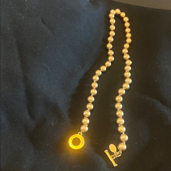 Vintage Carolee Elegant knotted Gold Faux Pearl Choker Necklace W/ Toggle clasp - Picture 4 of 5